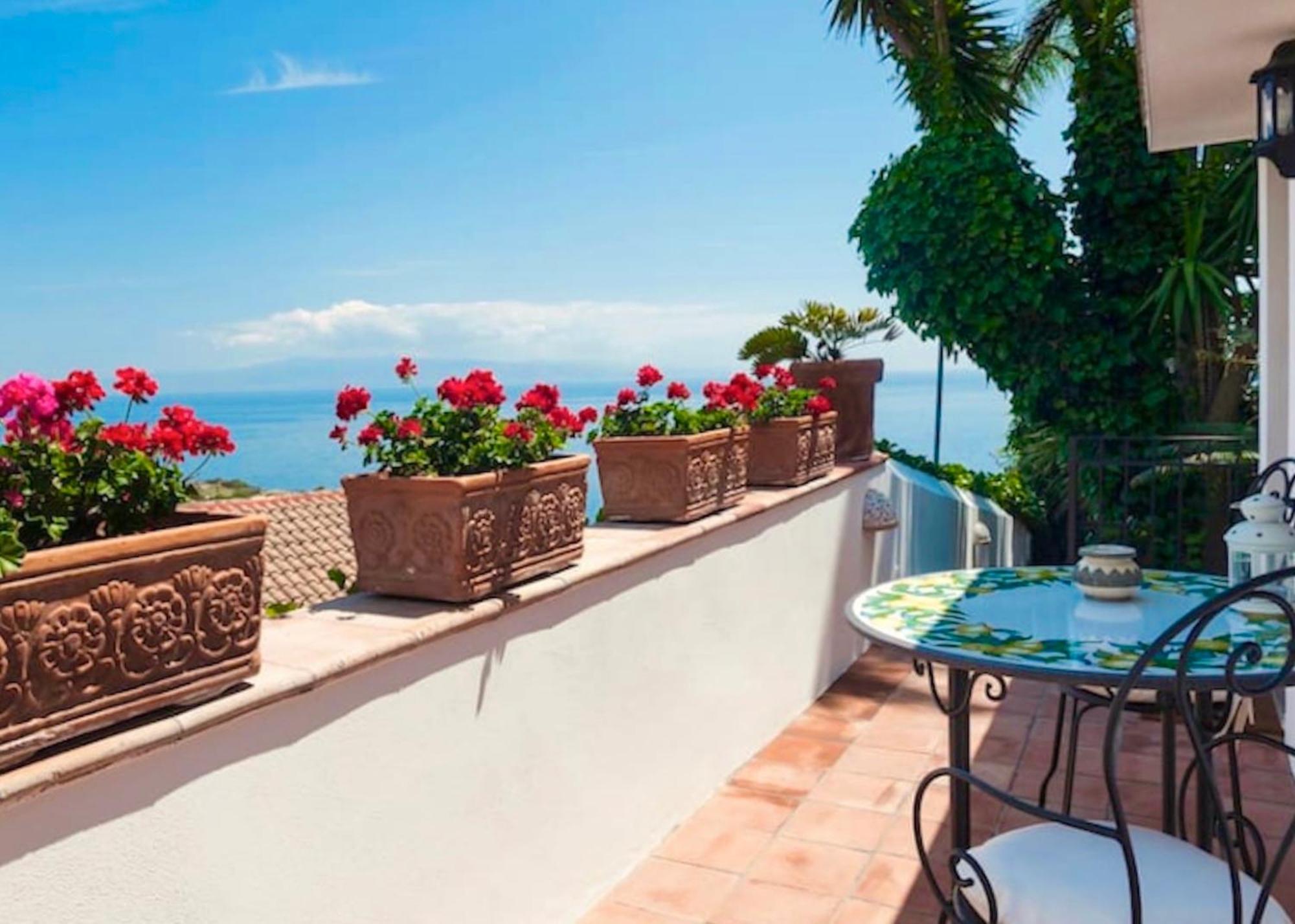 Villa Lou Taormina Private Villa With Panoramic Sea View Pool ภายนอก รูปภาพ