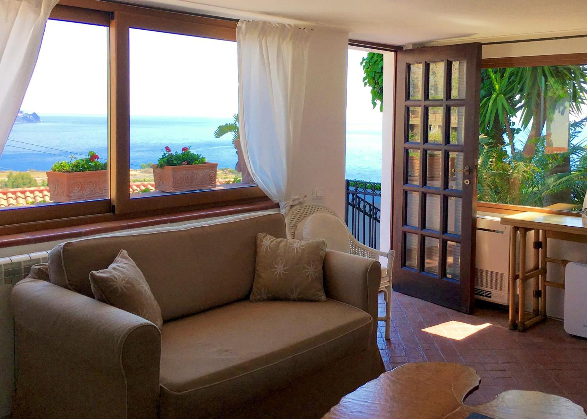 Villa Lou Taormina Private Villa With Panoramic Sea View Pool ภายนอก รูปภาพ