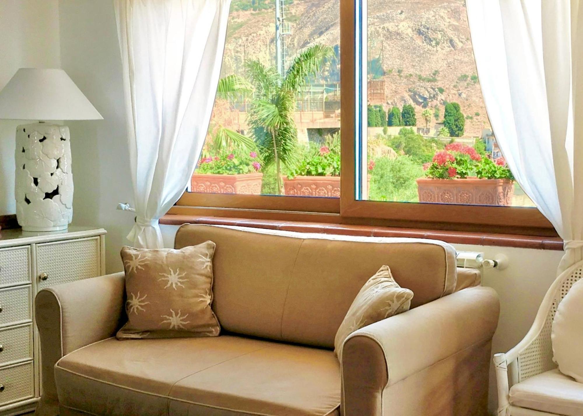 Villa Lou Taormina Private Villa With Panoramic Sea View Pool ภายนอก รูปภาพ