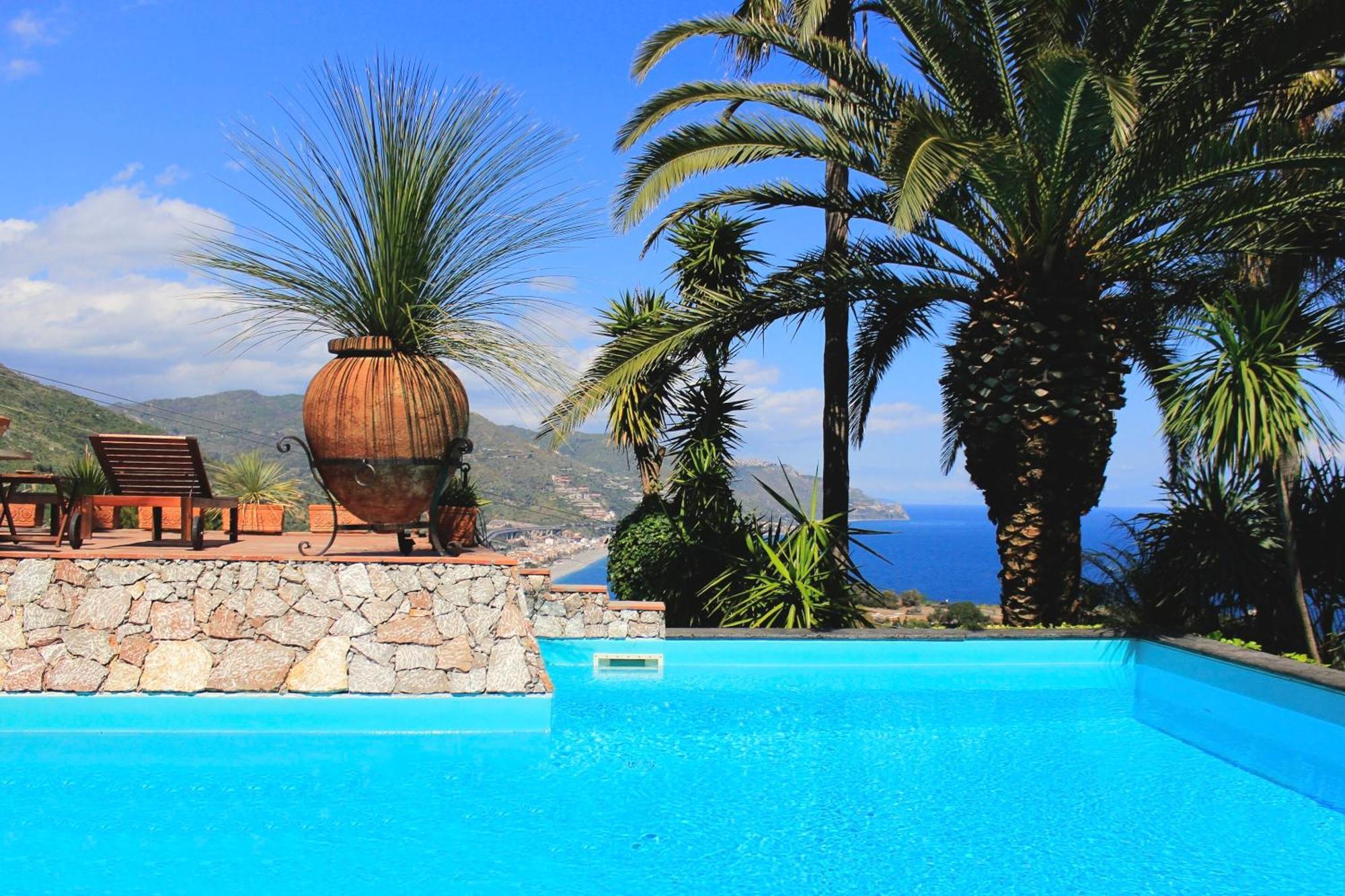 Villa Lou Taormina Private Villa With Panoramic Sea View Pool ภายนอก รูปภาพ